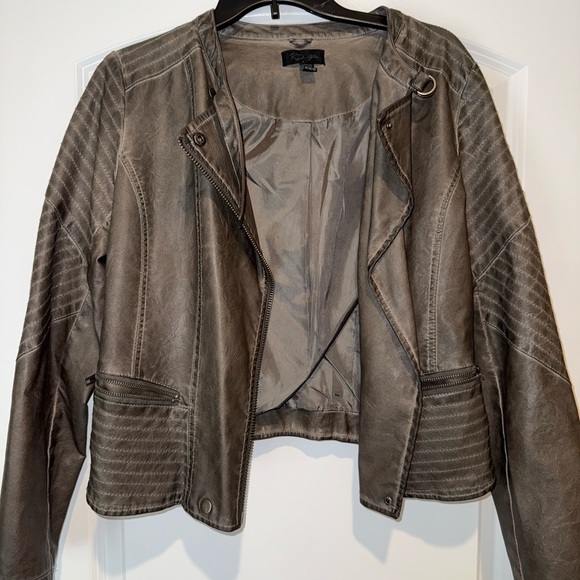 Women's Gray Jacket - Picture 1 of 5